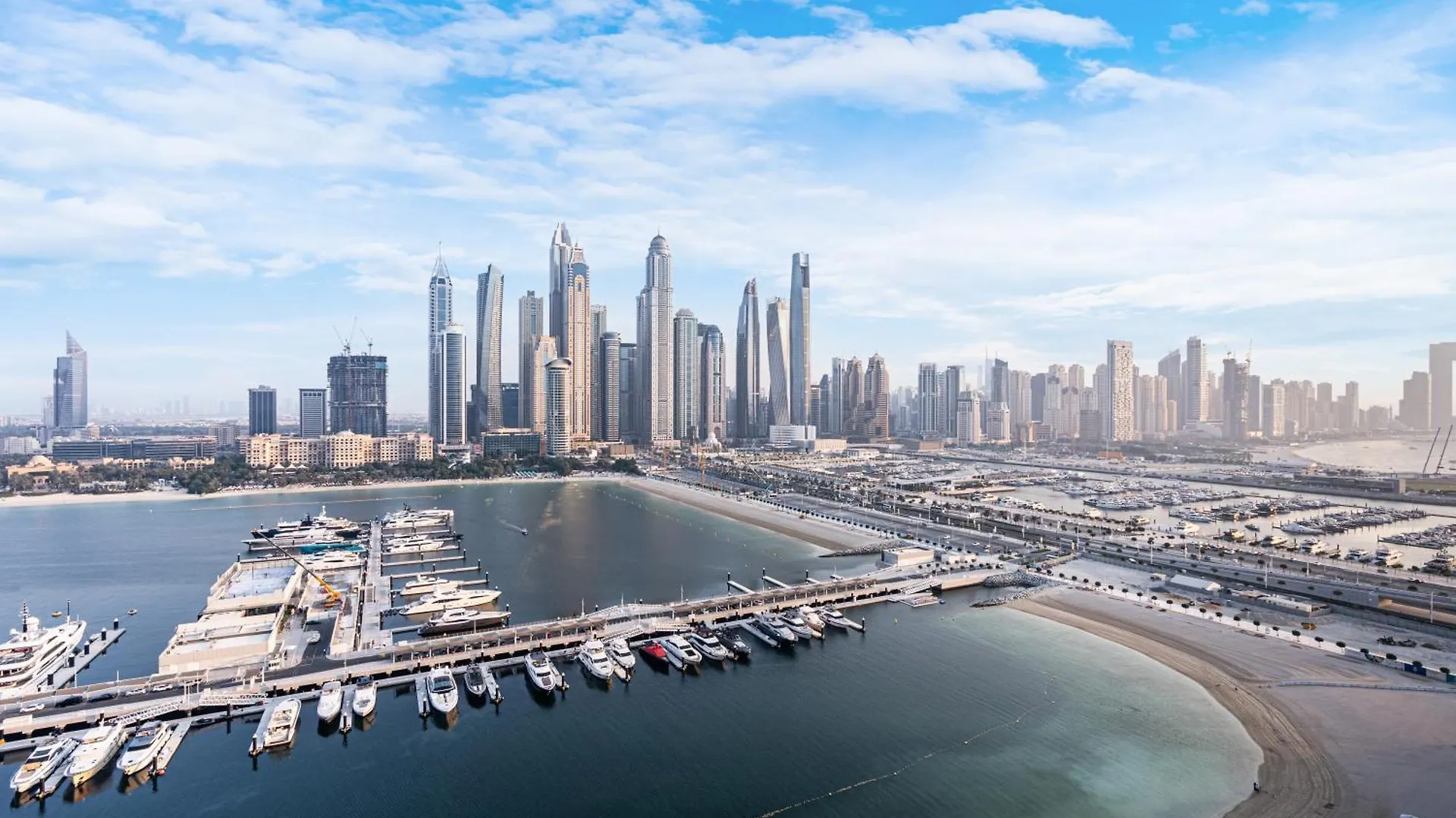 Contemporary Home With Private Beach Dubai Apartment